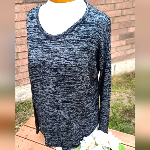 Rag & Bone soft buttery tshirt - Picture 3 of 8